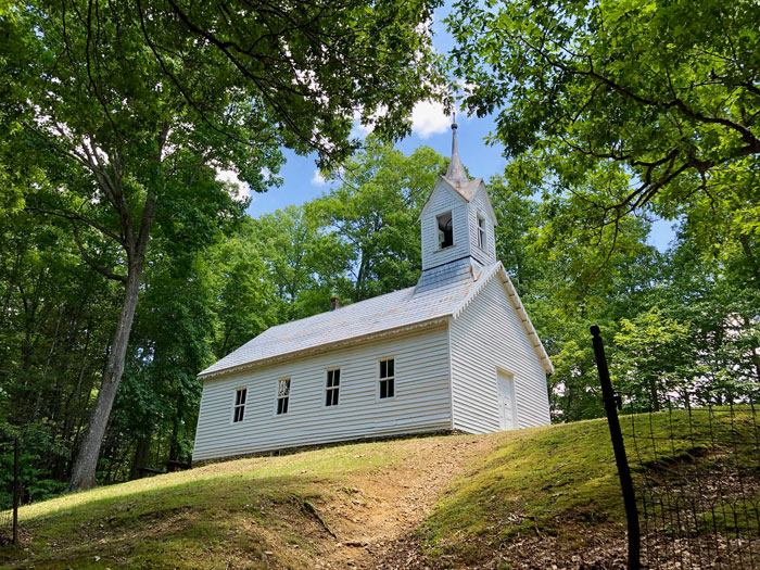 Woman Prohibits MIL From Taking Her 9 Y.O. Daughter To Church &ldquo;Purity Ball,&rdquo; Gets Called A Jerk