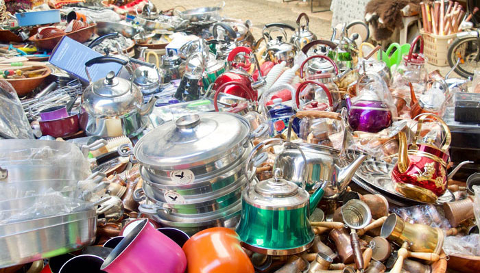 Woman Gets Dubbed ‘Ridiculous’ For Not Allowing Roommate To Use Her New Cookware As She Ruined The Old Ones