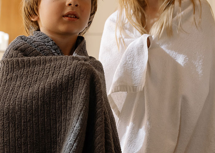 "I Thought It Was Normal For Too Long": 30 Weird And Disturbing Rules Parents Had Their Children Follow