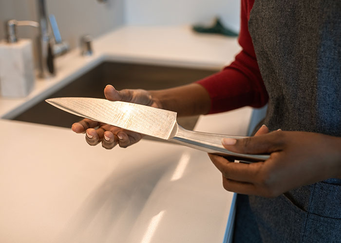 "I Thought It Was Normal For Too Long": 30 Weird And Disturbing Rules Parents Had Their Children Follow