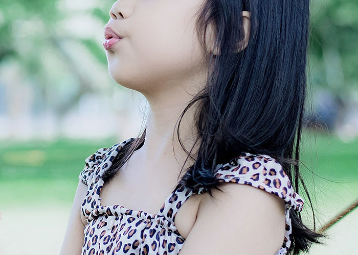 "I Thought It Was Normal For Too Long": 30 Weird And Disturbing Rules Parents Had Their Children Follow