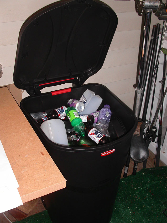 50 Stupid Things People Did On 'Brain Autopilot,' According To This Viral Thread