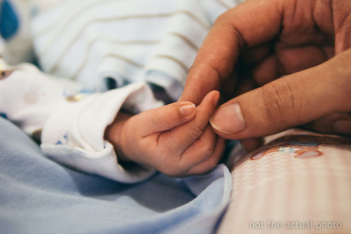 Man Ponders “AITA For Bringing Up My Brother’s ‘Premature’ Birth At Christmas Dinner To Get My Parents To Shut Up?”