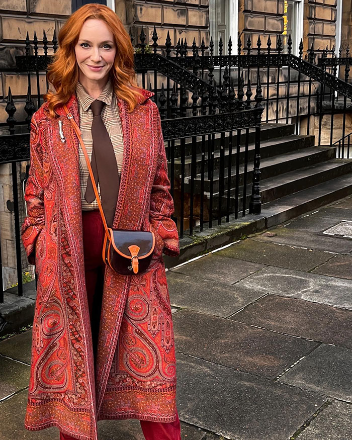 Christina Hendricks - Very Talented Accordion Player