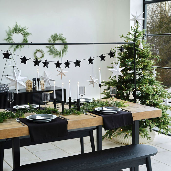 Take That Christmas Red And Replace It With Black. It's Stunning