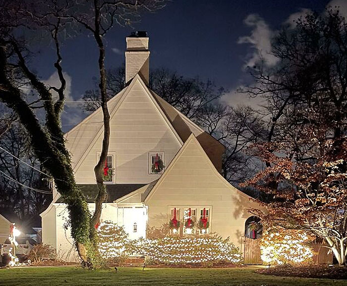 House Decorations Are Up. Now All It Needs Is A Blanket Of Snow