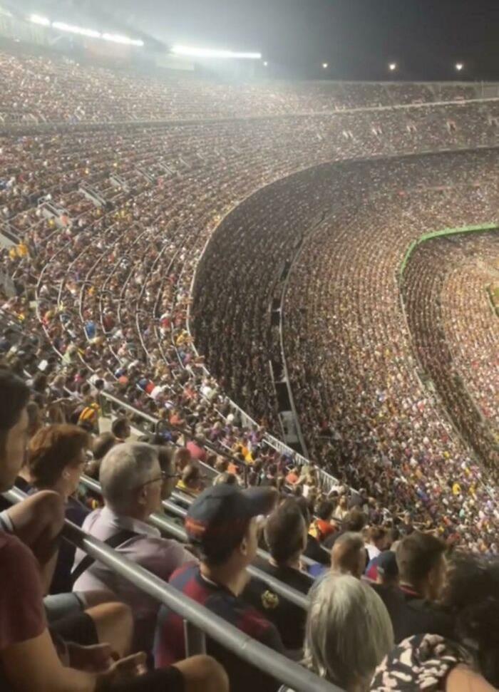 Imagine This, But With Absolute Silence. No Chatter. Just Idle People