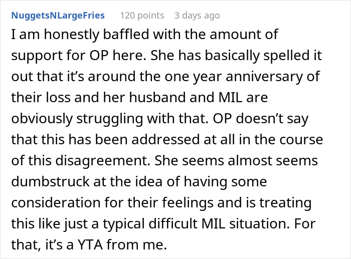 Wife Leaves To Hawaii Without Her Husband Who Wanted To Stay With His Widow Mom, Asks If She's A Jerk Wife Leaves To Hawaii Without Her Husband Who Wanted To Stay With His Widow Mom, Asks If She's A Jerk