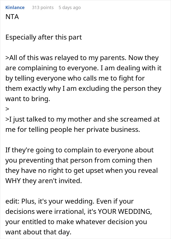 Bride Bans Polyamorous Parents' Throuple Partner From Her Wedding And Asks Folks Online If She's The Bad Guy