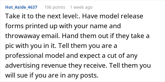 Person Has Had Enough Of Influencers Treating Public Spaces Like Their Private Studio, Dedicates Vacation To Ruining Their Photos