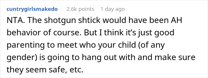 Dad Catches 13 Y.O. Daughter Lying After She Fails To Introduce Her Date, Tells Her To Text Him And Call It Off