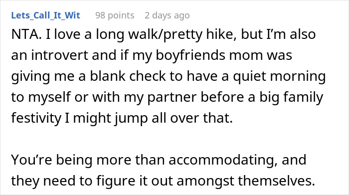 Mom Refuses To Cancel Family Christmas Hike For Son&rsquo;s &ldquo;Out Of Shape&rdquo; Girlfriend