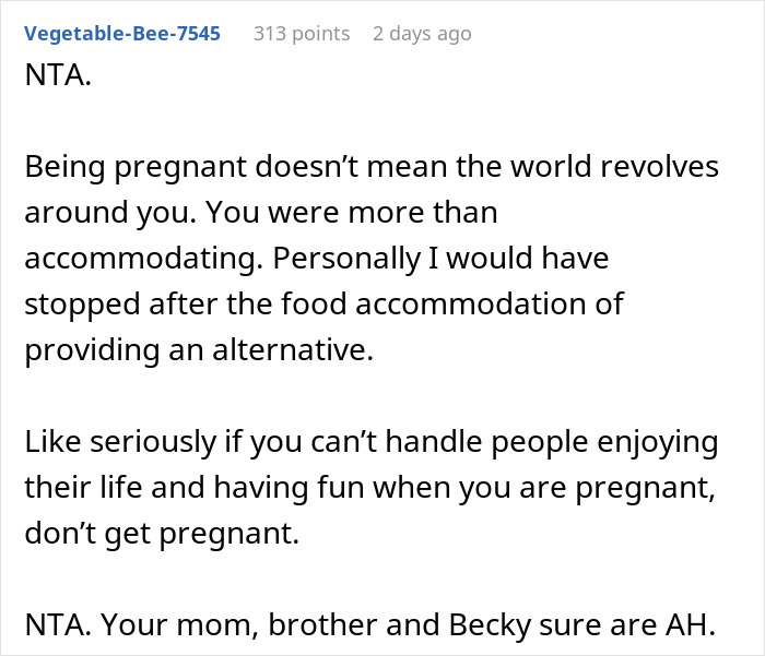 Woman Expects All Family Members To Follow Her New Rules For Family Thanksgiving, Gets Uninvited Instead Woman Expects All Family Members To Follow Her New Rules For Family Thanksgiving, Gets Uninvited Instead