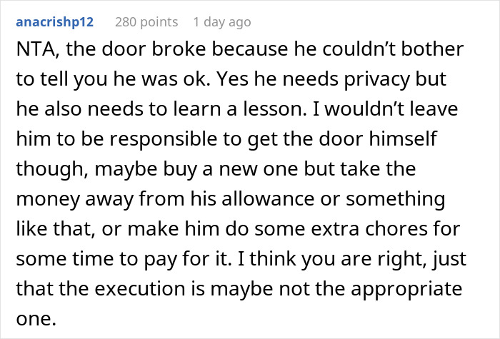 Mother Asks Whether She’s In The Wrong For Removing The Door To Her Son’s Room Indefinitely, The Internet Responds Mother Asks Whether She’s In The Wrong For Removing The Door To Her Son’s Room Indefinitely, The Internet Responds