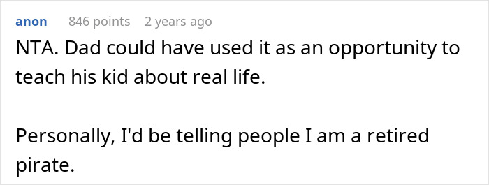 "Am I The Jerk For Leaving Significant Facial Scarring Uncovered On A Plane And Being Confrontational When Asked To Cover It?"