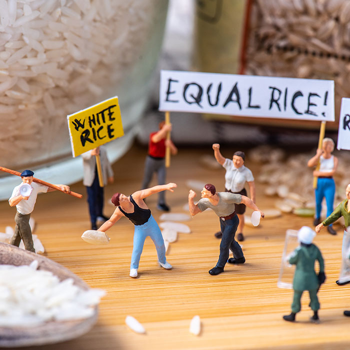 I Turn Everyday Objects Into Surreal Miniature Worlds (34 New Pics)