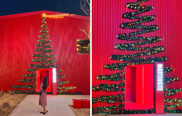 Christmas Tree At Cafe Martensite