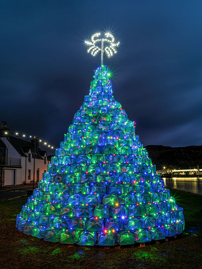 The Ullapool Christmas Tree Has To Be One Of The Most Unique And Distinctive. Made Of About 400 Fishing Creels, It Celebrates The Town’s Close Links With The Sea