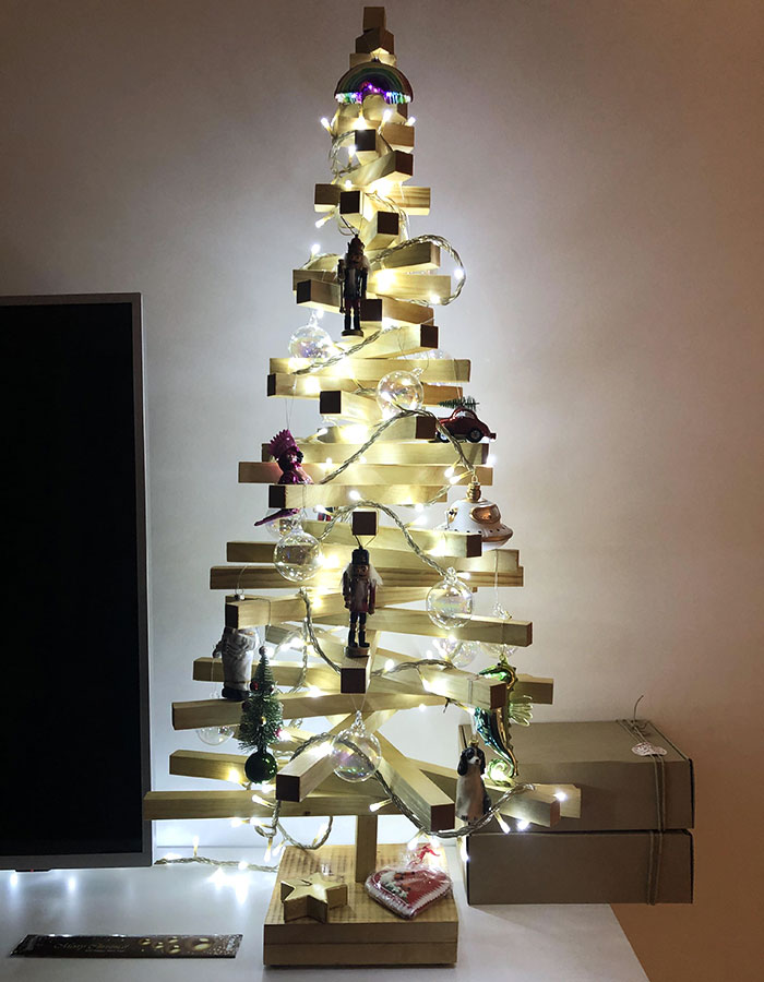 My Christmas Tree - A Project On Schedule