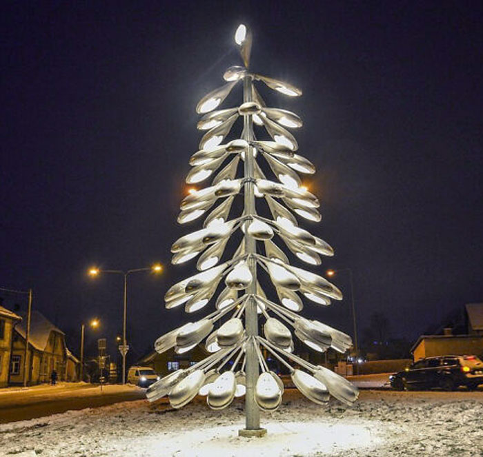 This Christmas Tree Made Out Of Old Street Lights