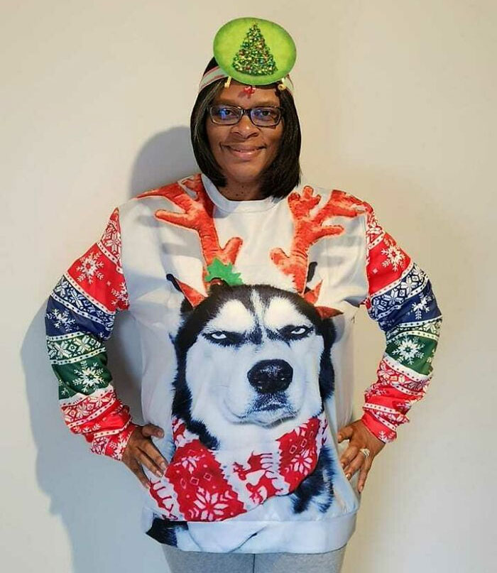 ¿Qué pasa cuando tienes una reunión con el Ayuntamiento en el trabajo? Bueno, no sé tú, pero yo me divierto y sí, me hice mi propio sombrero