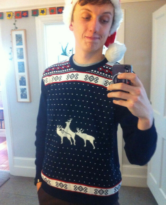 No creo que mi madre prestara atención al jersey que me regaló por Navidad