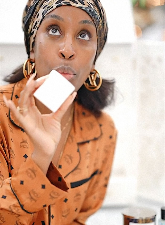 "Day 24 Should Have Been A Full Refund!": The Internet Slams Dior After Woman Shows What's Inside Their $3,500 Advent Calendar