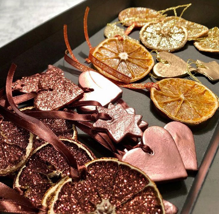 DIY Christmas Tree Decorations