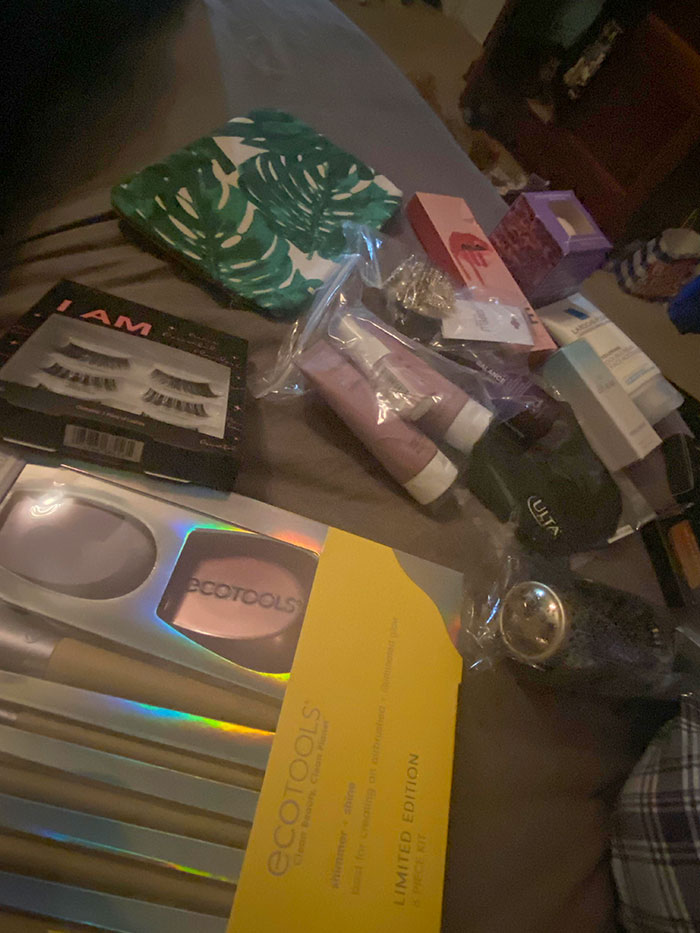 My Dad's A Nurse And The Hospital Gave All The Nurses This Bag Because All Nurses Are Women Apparently