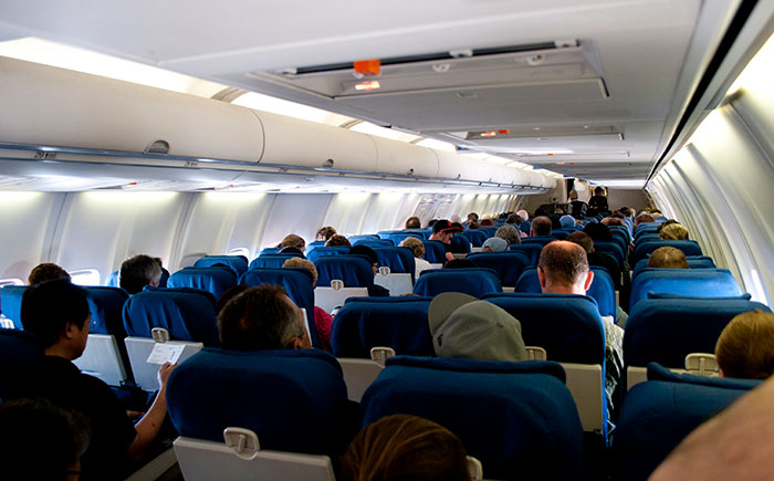 Pilot Shares Plane Etiquette Rules That Some People Still Can't Seem To Grasp Pilot Shares Plane Etiquette Rules That Some People Still Can't Seem To Grasp