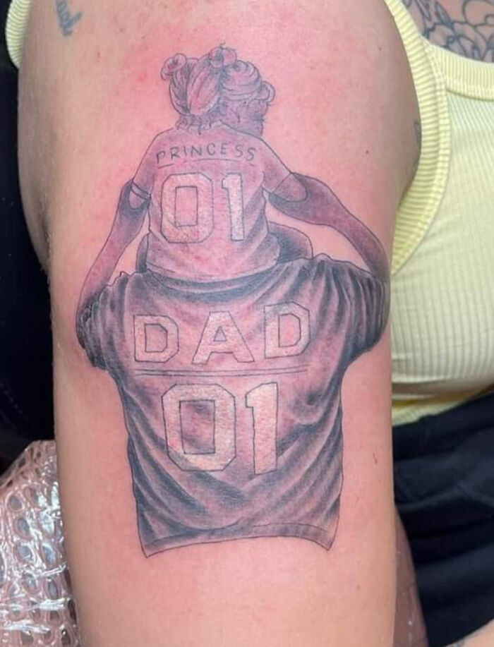 What The Hell Is That Next To The Girl's Head?