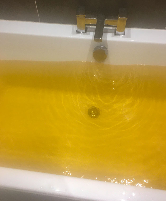 Just Used A Bath Bomb I Got For Christmas And Now The Bath Looks Like Urine