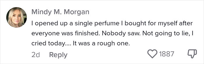 Woman Upset She Didn't Get Any Christmas Gifts After Going Out Of Her Way To Get Presents For Everybody Else