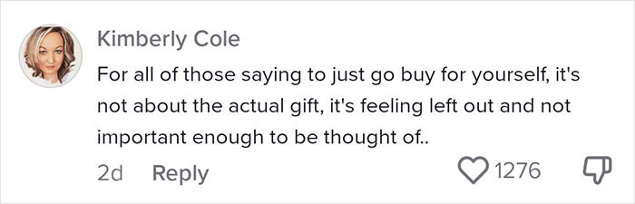 Woman Upset She Didn't Get Any Christmas Gifts After Going Out Of Her Way To Get Presents For Everybody Else