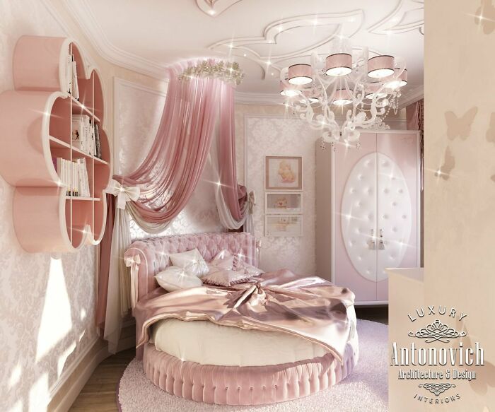 Why The Sparkles On Places That Obviously Have No Sparkle?