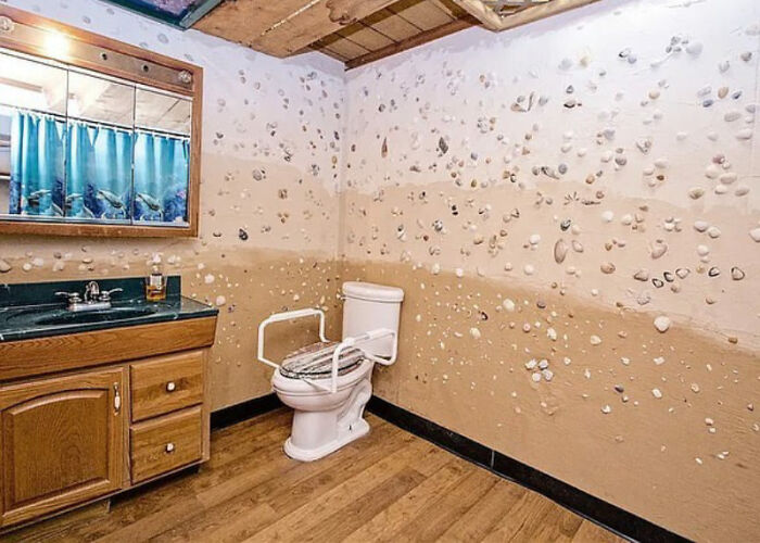 Bad Home Decor, The Gift That Keeps On Giving