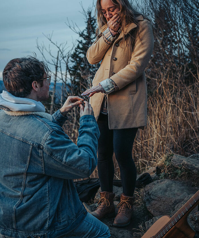 21 Identical Twins Reveal The Most Memorable Times They Switched Places And Fooled Everyone