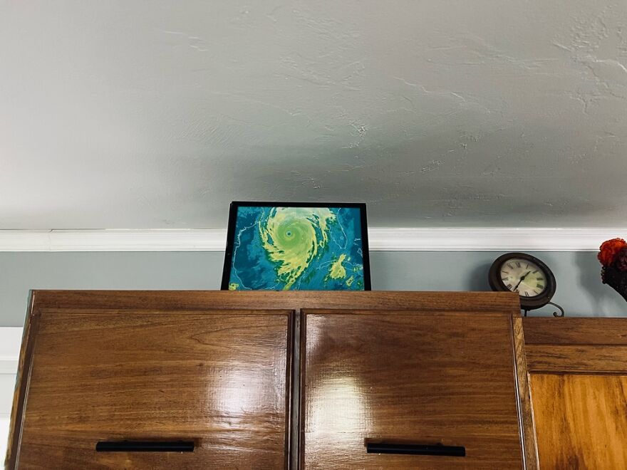 Lost Everything In Hurricane Katrina. Sister And Husband Give Me Picture Of Hurricane Katrina