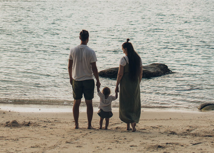 30 Lies About Motherhood That Future Moms Should Be Aware Of, As Shared By Moms Who Already Know Better