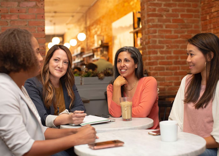 30 Lies About Motherhood That Future Moms Should Be Aware Of, As Shared By Moms Who Already Know Better