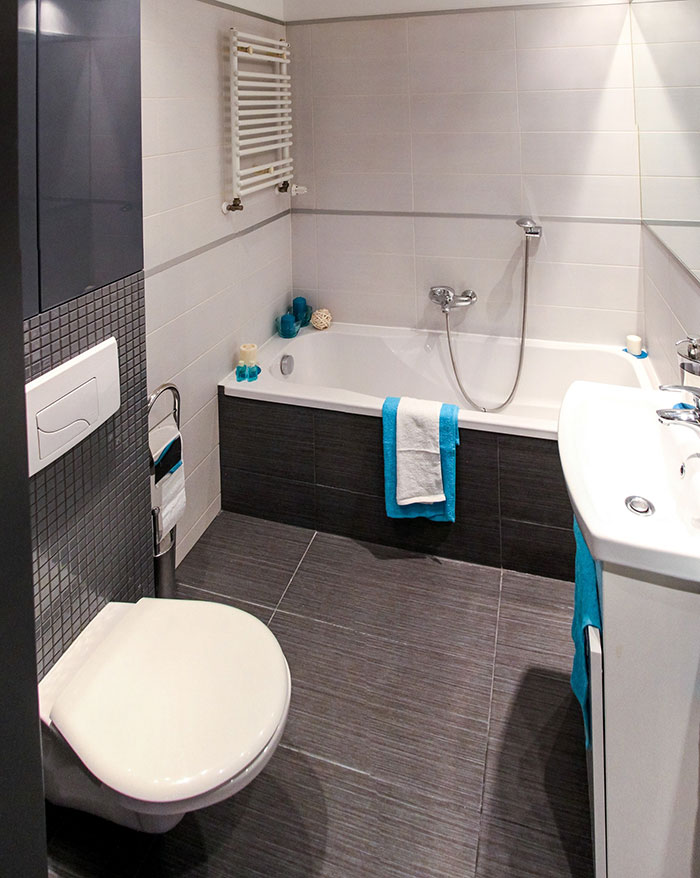 “What Is The Most Surprising Thing You Learned When You Started Living With A Man?”: 30 Women Share What Shocked Them