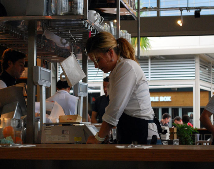 Fired Waitress Teaches Manager A Lesson By Exposing Her Unethical PTO Tactics To Owner, Gets Rehired Fired Waitress Teaches Manager A Lesson By Exposing Her Unethical PTO Tactics To Owner, Gets Rehired