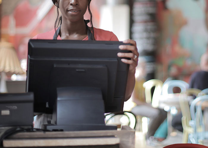 Manager Tells Waitress To Leave The New Girl Alone Or She'll Lose Her Tips While She Just Sits On Their Phones, Regrets It When Things Get Out Of Hand