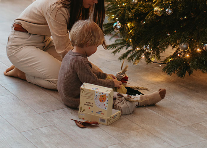 Mom Asks If She's A Jerk For Asking Childfree Coworker To Withdraw Her Christmas Holiday Request