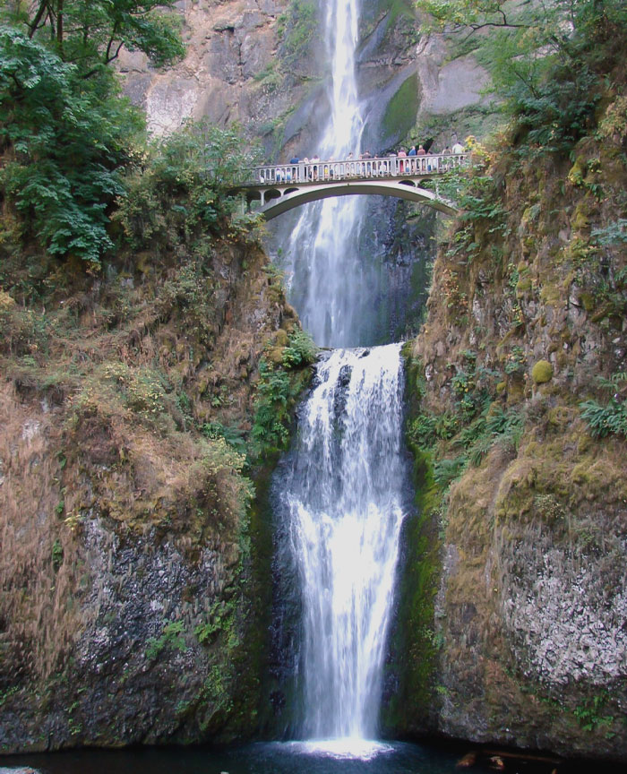 The Benson bridge with people on it