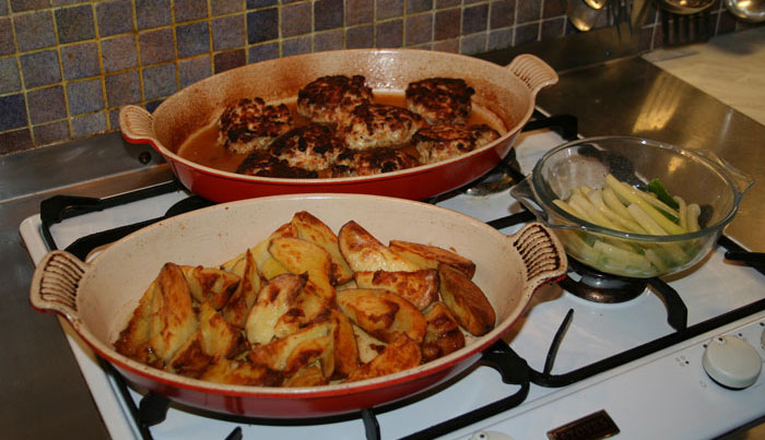 Dad Gets Bashed Online For Refusing To Serve Wife’s Undercooked Chicken To Kids