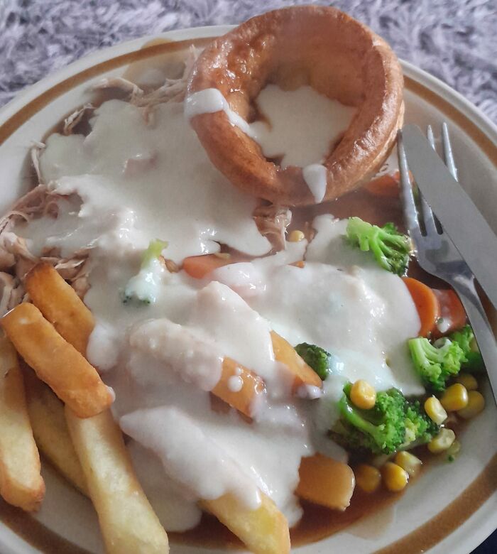 People-Sharing-Dishes-Rate-My-Plate