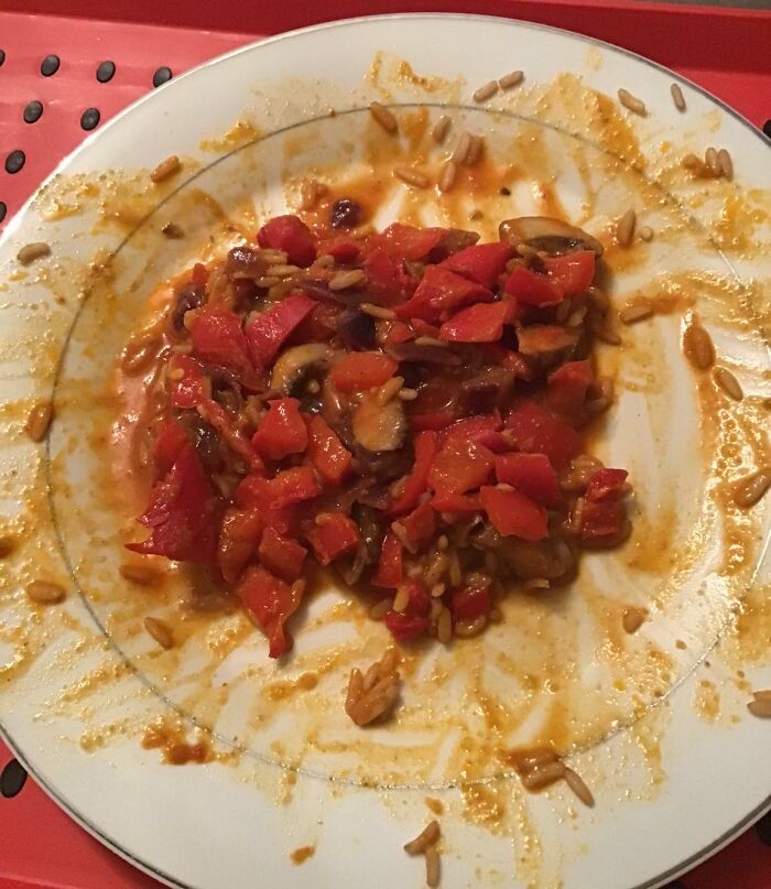 People-Sharing-Dishes-Rate-My-Plate