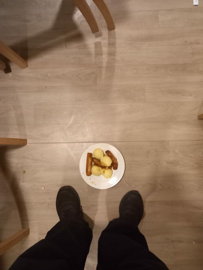 People-Sharing-Dishes-Rate-My-Plate