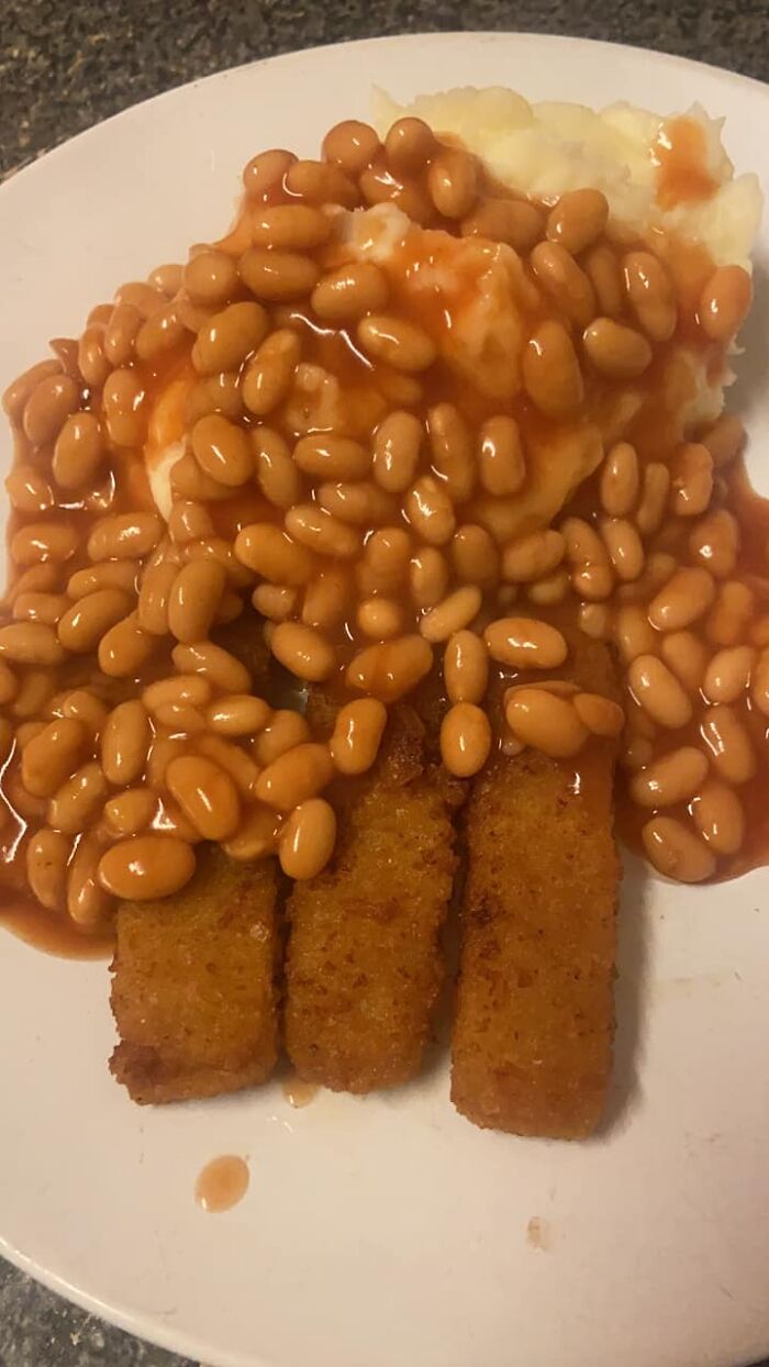 People-Sharing-Dishes-Rate-My-Plate